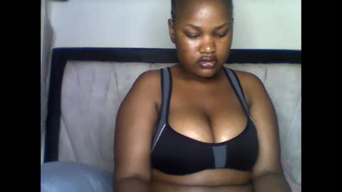 Snapshot of boobylicious012 chatting on 27, 5, 2026 boobylicious012 online show from 27, 5, 2026