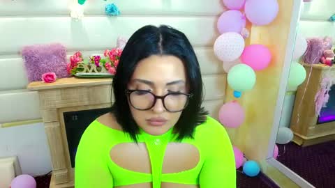 Snapshot of boobzilla_ chatting on 30, 4, 2026 boobzilla_ online show from 30, 4, 2026
