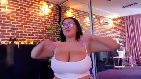Snapshot of boobzilla_ chatting on 31, 5, 2026 boobzilla_ online show from 31, 5, 2026