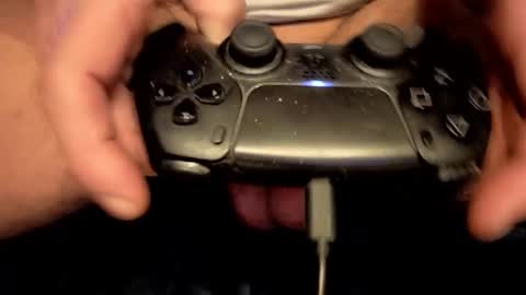 Exposed online show from 11, 1, 2026