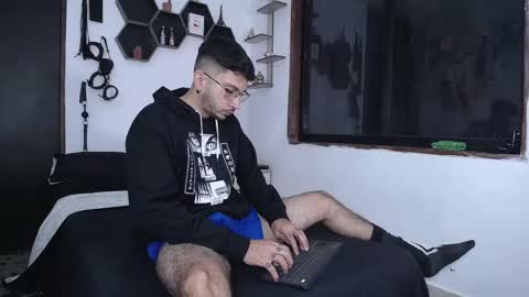 Snapshot of borsalinomoreau chatting on 21, 10, 2025 borsalinomoreau online show from 21, 10, 2025