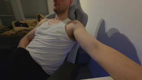 Snapshot of bottomtsinner chatting on 6, 3, 2026 bottomtsinner online show from 6, 3, 2026
