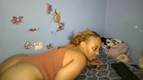 botty_queen online show from 13, 4, 2026