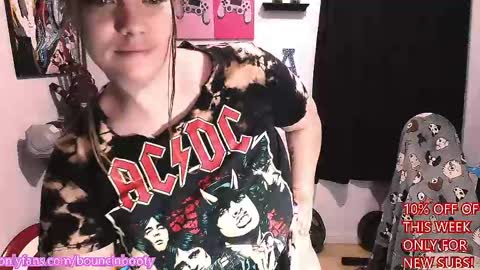 Snapshot of bouncinbooty chatting on 5, 5, 2026 Pumpkin Butt online show from 5, 5, 2026