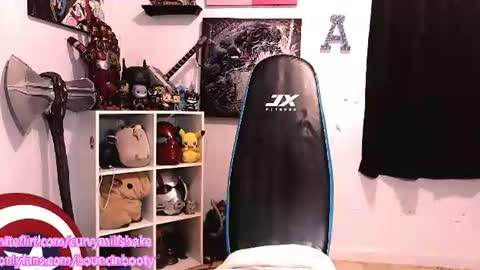 Snapshot of bouncinbooty chatting on 18, 6, 2026 Pumpkin Butt online show from 18, 6, 2026