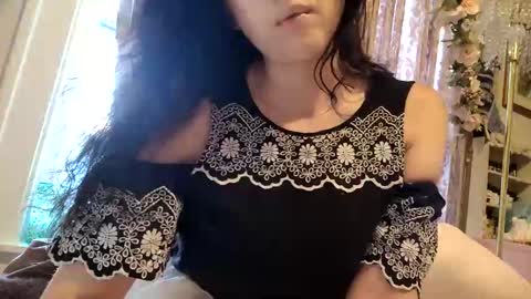 Bouncy Queen Majesty online show from 2, 3, 2025