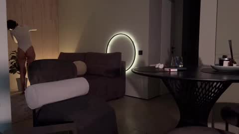 Brat and Confident  Real Femdon Not for everyone  online show from 29, 1, 2025