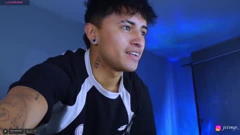 boy_nauthy online show from 5, 11, 2025