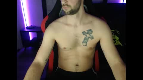 boy_t0y89 online show from 10, 1, 2025