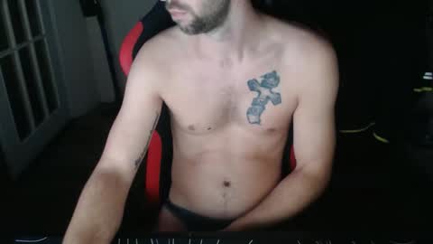 boy_t0y89 online show from 18, 12, 2025