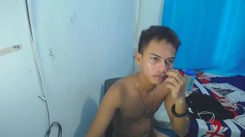 boyax16 online show from 30, 12, 2024