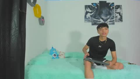 boys4hot_777 online show from 4, 3, 2025