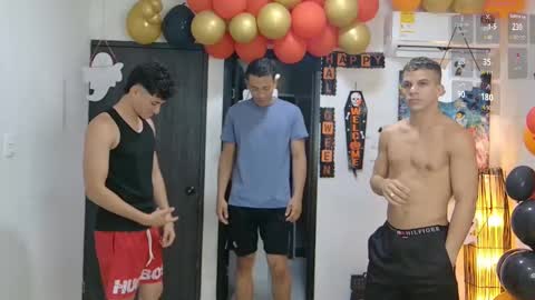 Snapshot of boysgang_sex chatting on 24, 10, 2025 Angelo Mark Fernando Taylor online show from 24, 10, 2025