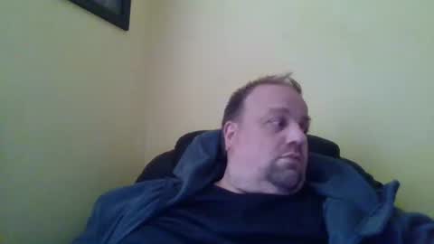 Snapshot of boyz2whyz chatting on 18, 9, 2025 boyz2whyz online show from 18, 9, 2025