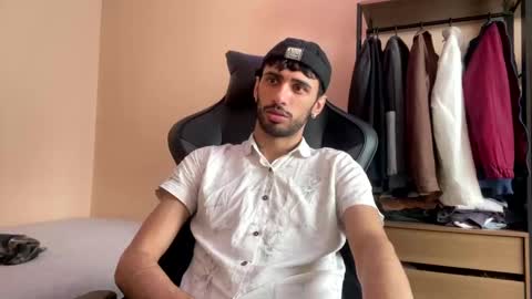 boyzinm2 online show from 26, 10, 2025