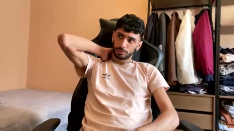 boyzinm2 online show from 11, 11, 2025