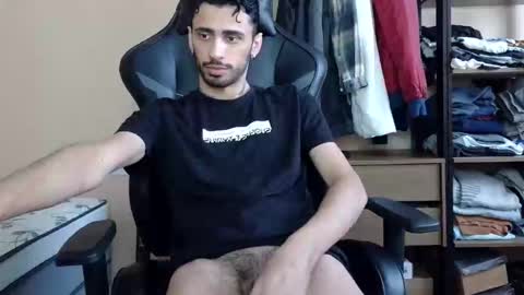 boyzinm2 online show from 11, 3, 2026