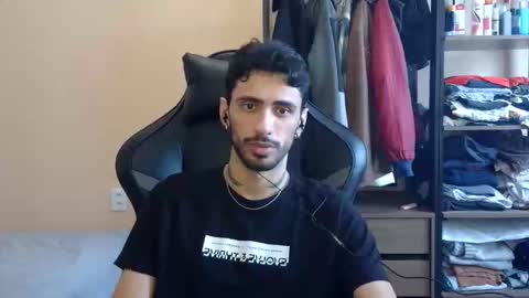 Snapshot of boyzinm2 chatting on 6, 5, 2026 boyzinm2 online show from 6, 5, 2026