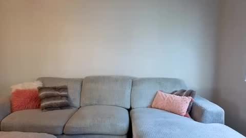 bpkylie online show from 4, 4, 2026