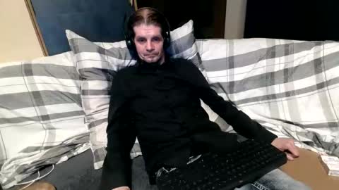 bponie1 online show from 18, 4, 2026