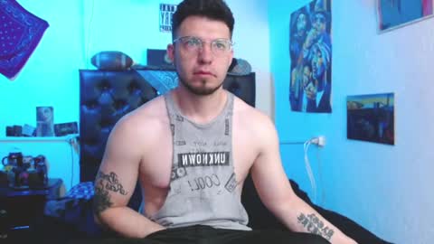 Snapshot of brad_hot_boy chatting on 3, 1, 2025 brad hot boy online show from 3, 1, 2025