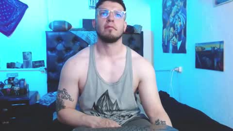 brad hot boy online show from 5, 11, 2025