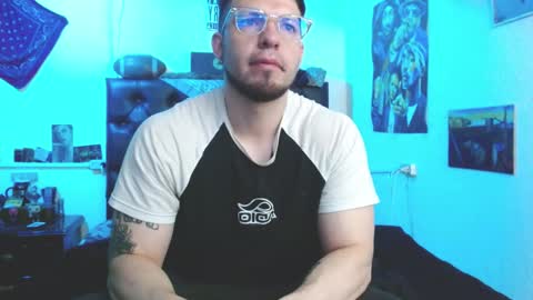 brad hot boy online show from 5, 12, 2025