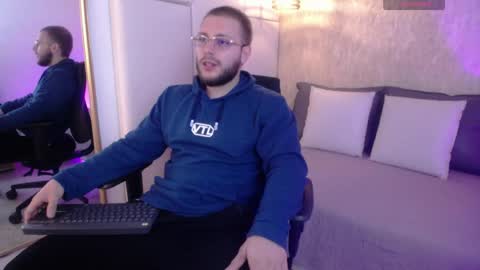 Snapshot of bradley_musscle chatting on 11, 4, 2026 bradley_musscle online show from 11, 4, 2026