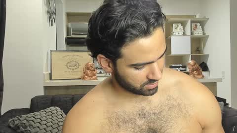 Snapshot of bradleymartin7 chatting on 4, 1, 2025 bradleymartin7 online show from 4, 1, 2025