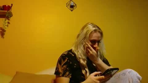 i am a naughty jedi knight online show from 16, 3, 2026