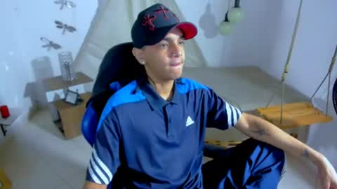 Snapshot of brand_hades chatting on 19, 6, 2026 B R A N D online show from 19, 6, 2026