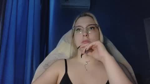 Belle  online show from 14, 11, 2025