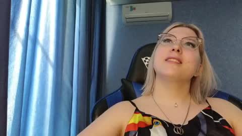 Belle  online show from 25, 4, 2026