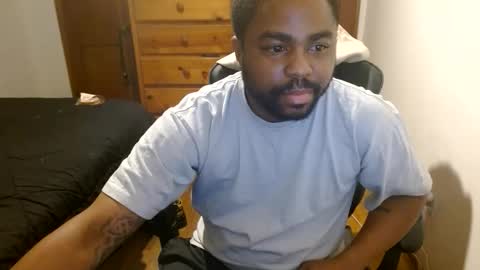 Snapshot of breadw1nnah chatting on 5, 11, 2025 Breadw1nnah online show from 5, 11, 2025