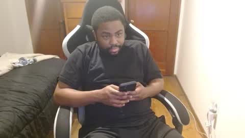 Snapshot of breadw1nnah chatting on 13, 11, 2025 Breadw1nnah online show from 13, 11, 2025