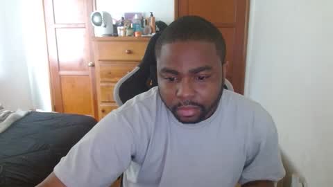 Snapshot of breadw1nnah chatting on 30, 11, 2025 Breadw1nnah online show from 30, 11, 2025