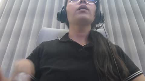 Snapshot of breakfastwithtiffanys chatting on 4, 10, 2025 breakfastwithtiffanys online show from 4, 10, 2025
