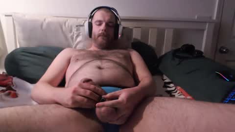 Snapshot of breephs chatting on 6, 11, 2025 breephs online show from 6, 11, 2025