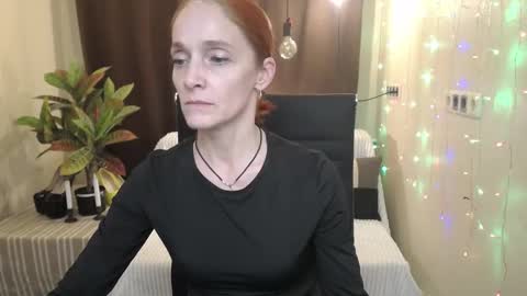 Snapshot of breeterner chatting on 4, 2, 2025 breeterner online show from 4, 2, 2025