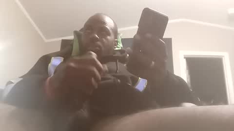 Snapshot of breeze316 chatting on 17, 11, 2025 breeze316 online show from 17, 11, 2025