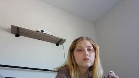 Snapshot of breezyxlove chatting on 21, 4, 2026 Breezyxlove online show from 21, 4, 2026