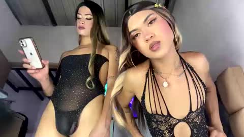 Snapshot of brenda_dolls chatting on 3, 10, 2025 BRENDA SALOME online show from 3, 10, 2025