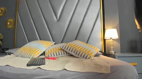 Brenda Time Schedule 0600 - 1400 GMT-5 online show from 27, 2, 2025