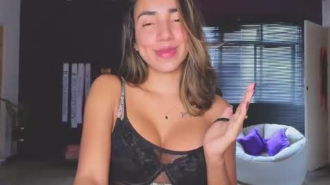 Snapshot of brendaaguerra chatting on 10, 1, 2025 brendaaguerra online show from 10, 1, 2025