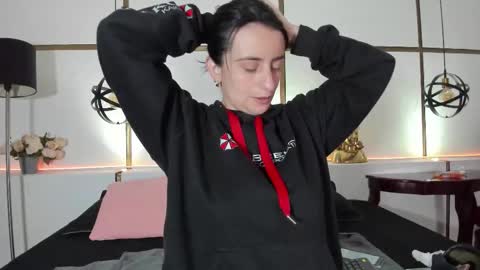 MeganBeaked online show from 22, 9, 2025