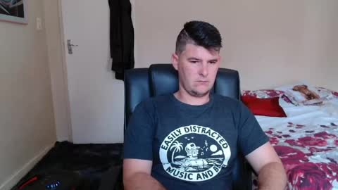 ask me lol online show from 16, 4, 2026