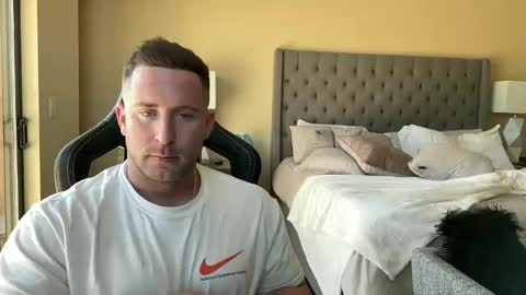 Snapshot of brettmycles chatting on 16, 1, 2025 Brett Mycles online show from 16, 1, 2025