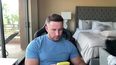 Snapshot of brettmycles chatting on 27, 9, 2025 Brett Mycles online show from 27, 9, 2025