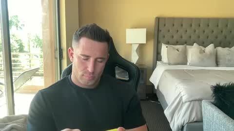 Snapshot of brettmycles chatting on 2, 10, 2025 Brett Mycles online show from 2, 10, 2025