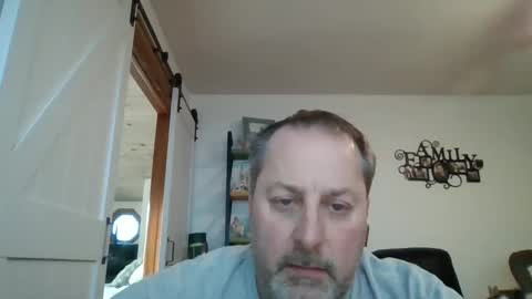 Snapshot of brettsky chatting on 5, 2, 2025 hey online show from 5, 2, 2025